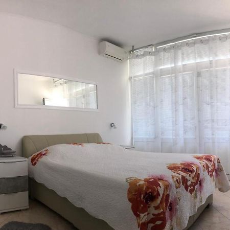 Apartments Ljube 마카르스카 외부 사진
